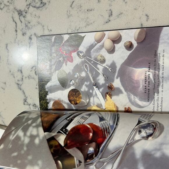 Tiffany Design History and Catalog 2000 Black 5x7 in - Picture 3 of 6